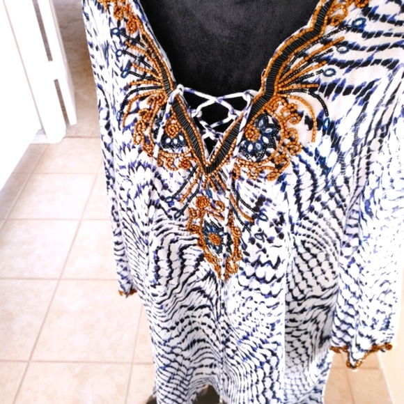 Soft Surroundings Belle Sleeve V Neck Tunic w Gorgeous Beading. Navy/White Large - Picture 9 of 12